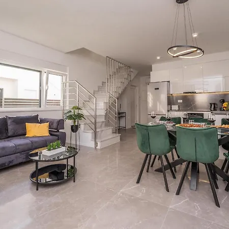 Holiday home Seabreeze